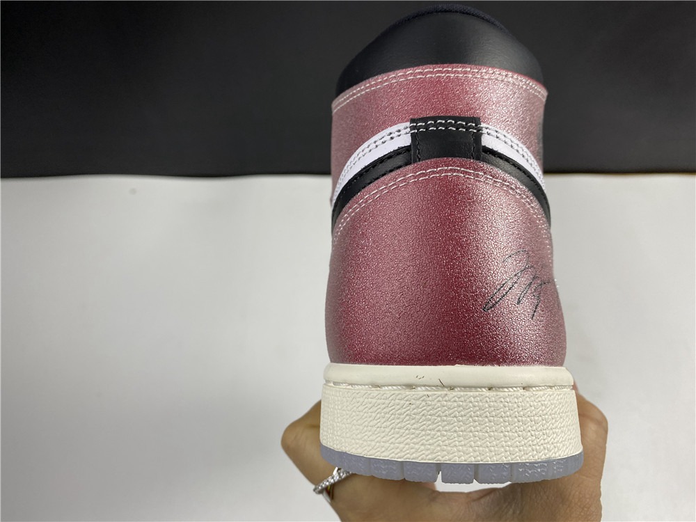 Trophy Room x Air Jordan 1 High OG DA2728-100